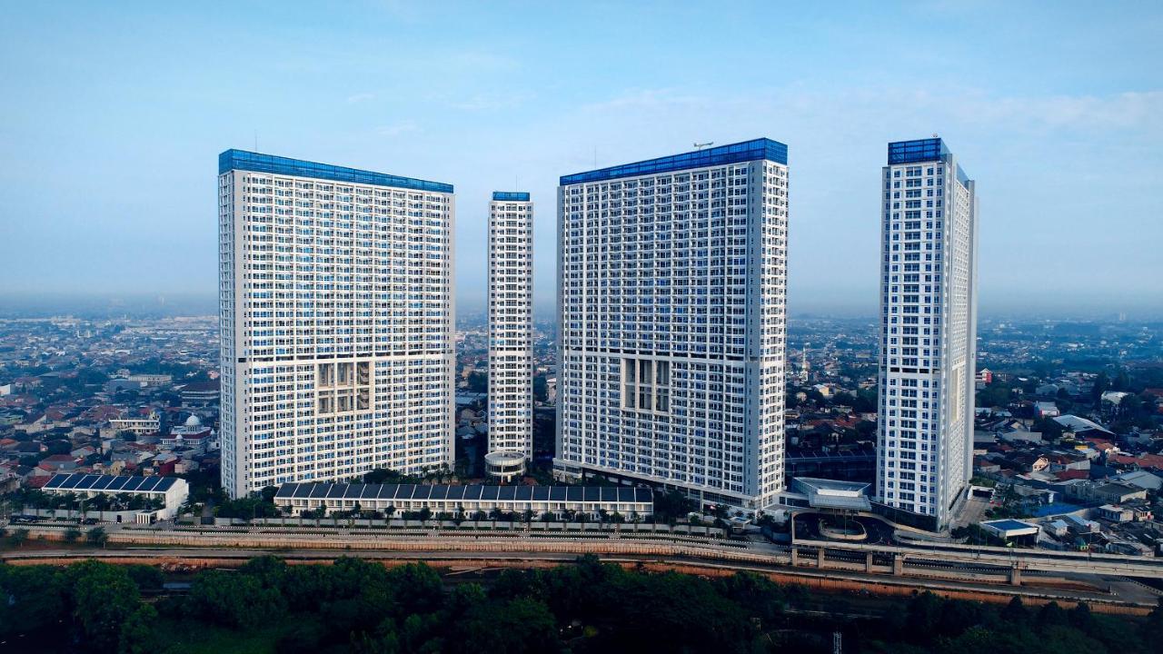 Harris Suites Puri Mansion Jakarta Exterior photo
