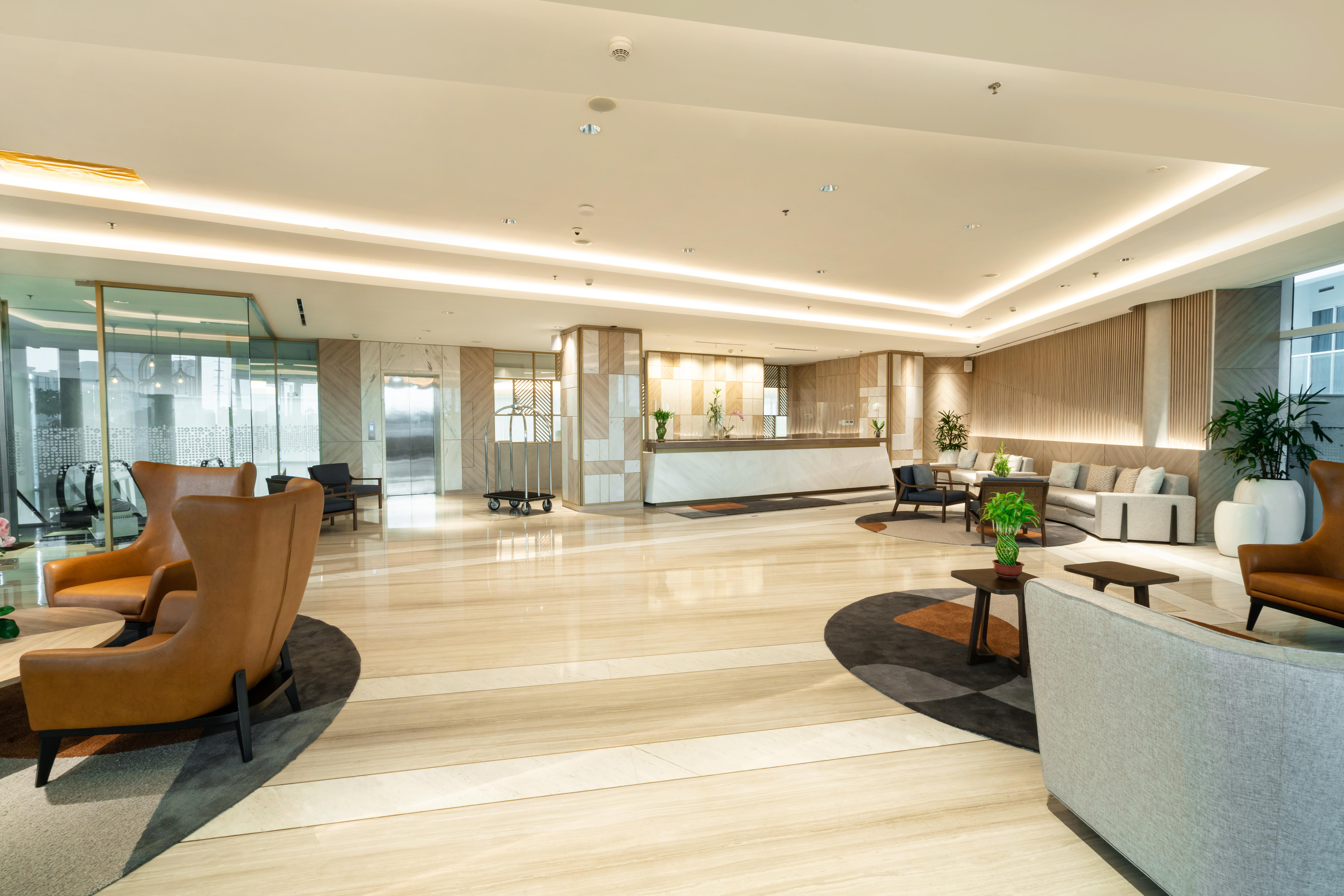 Harris Suites Puri Mansion Jakarta Exterior photo