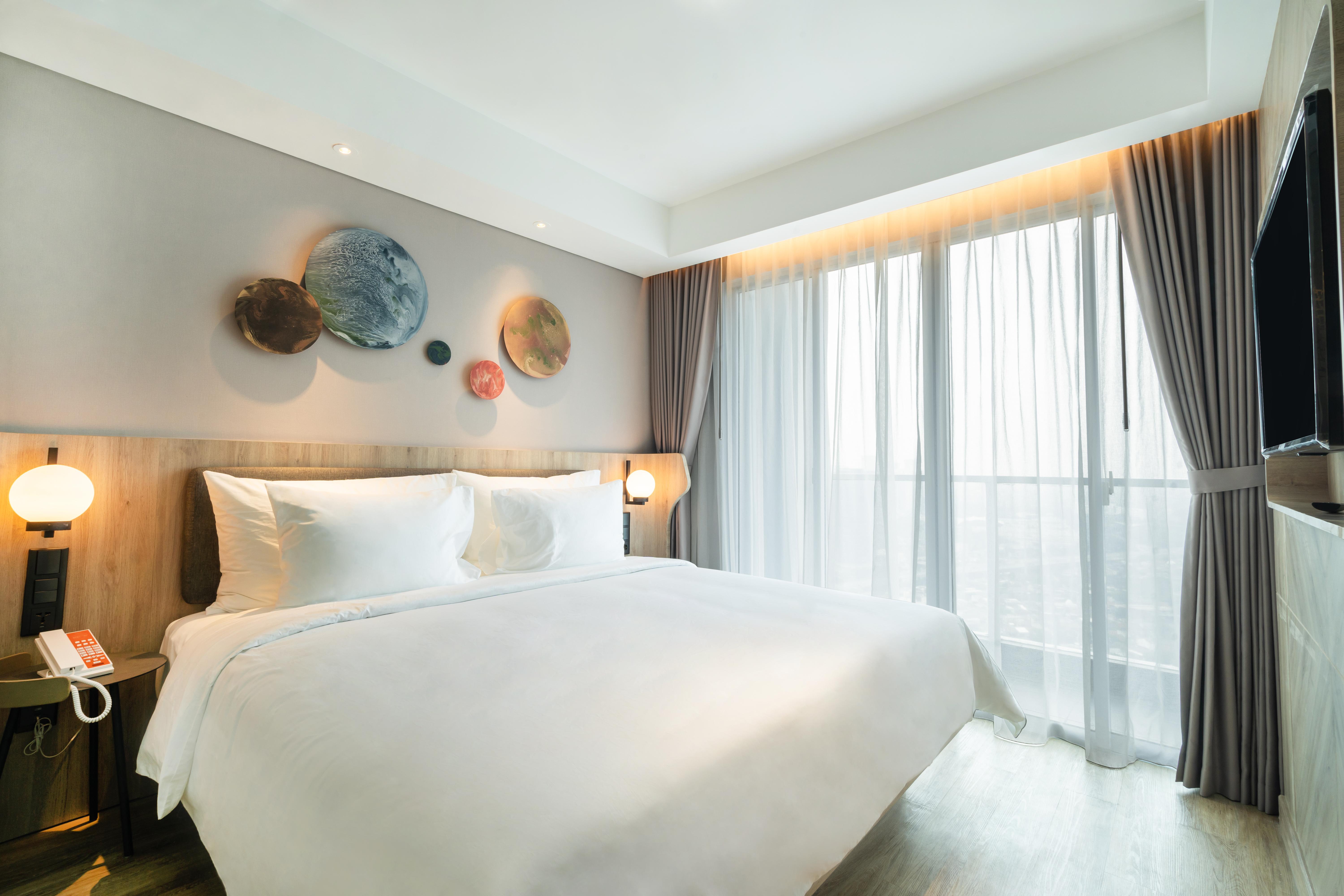 Harris Suites Puri Mansion Jakarta Exterior photo